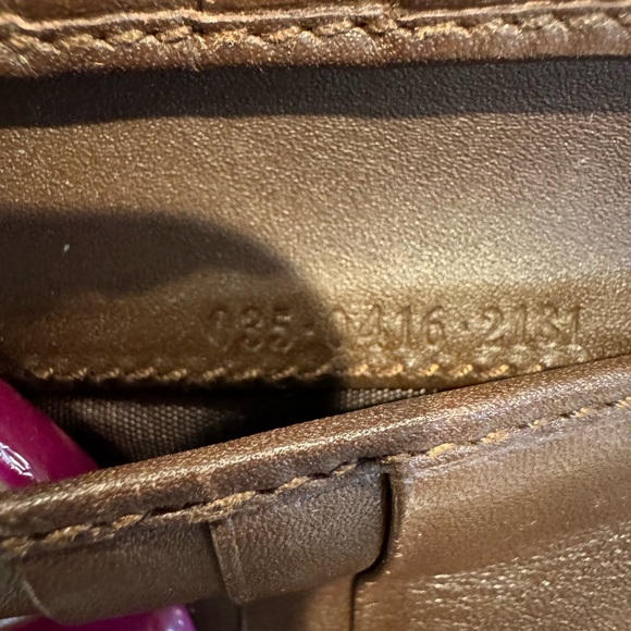 Authentic Gucci wallet - Picture 4 of 14